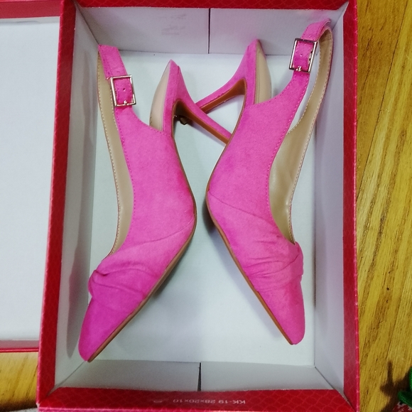 Kelly & Katie Pink Slingback Heels - Picture 8 of 10